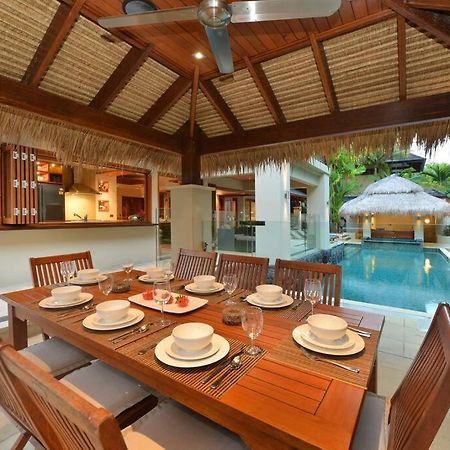 Cowrie House - Luxury 4 Bedroom Beachfront Home Port Douglas Eksteriør bilde